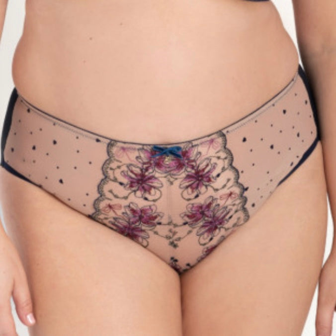 Samanta - Frida Brief - Nude