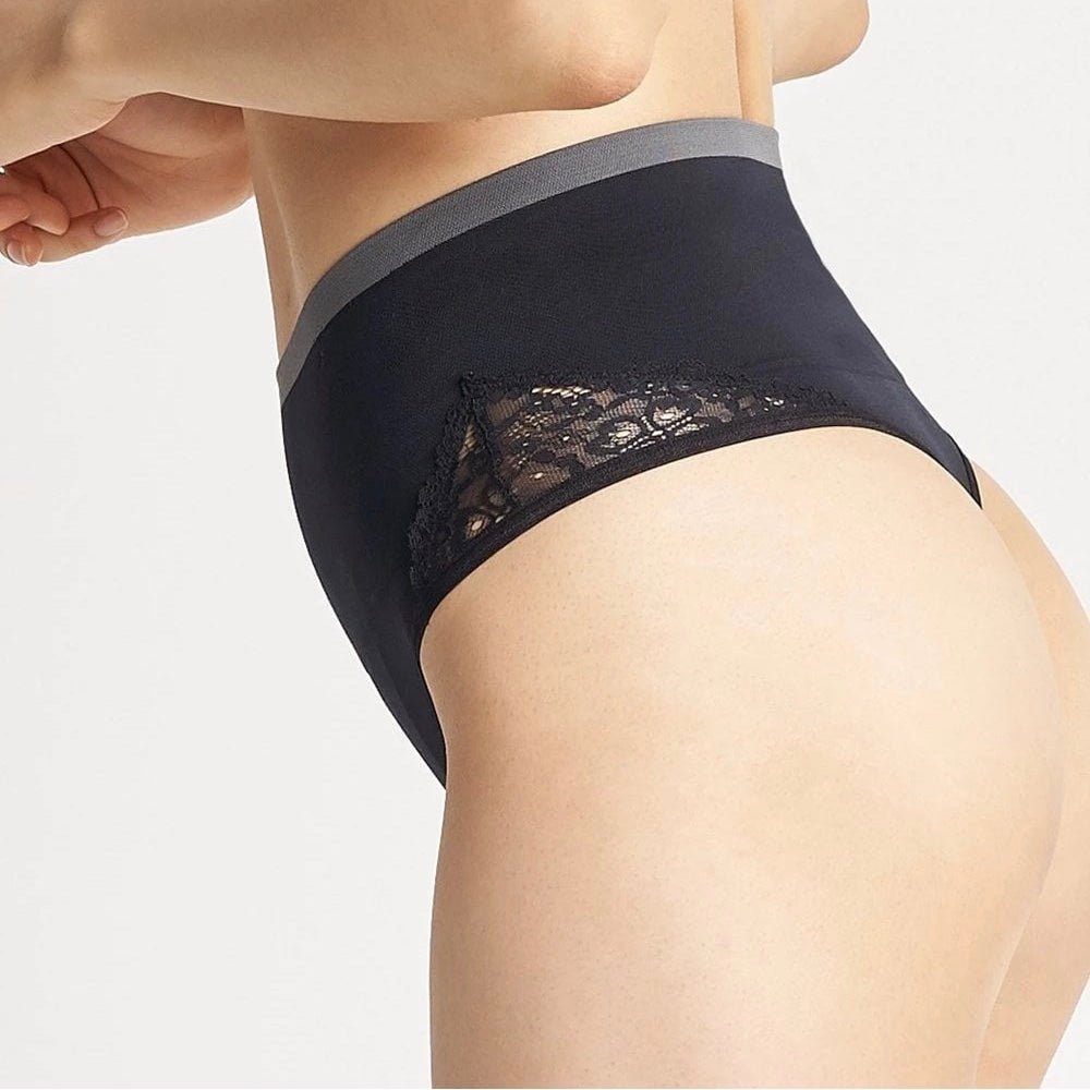 Yummie - Lace Insert Light Shaping Thong - More Colors - About the Bra